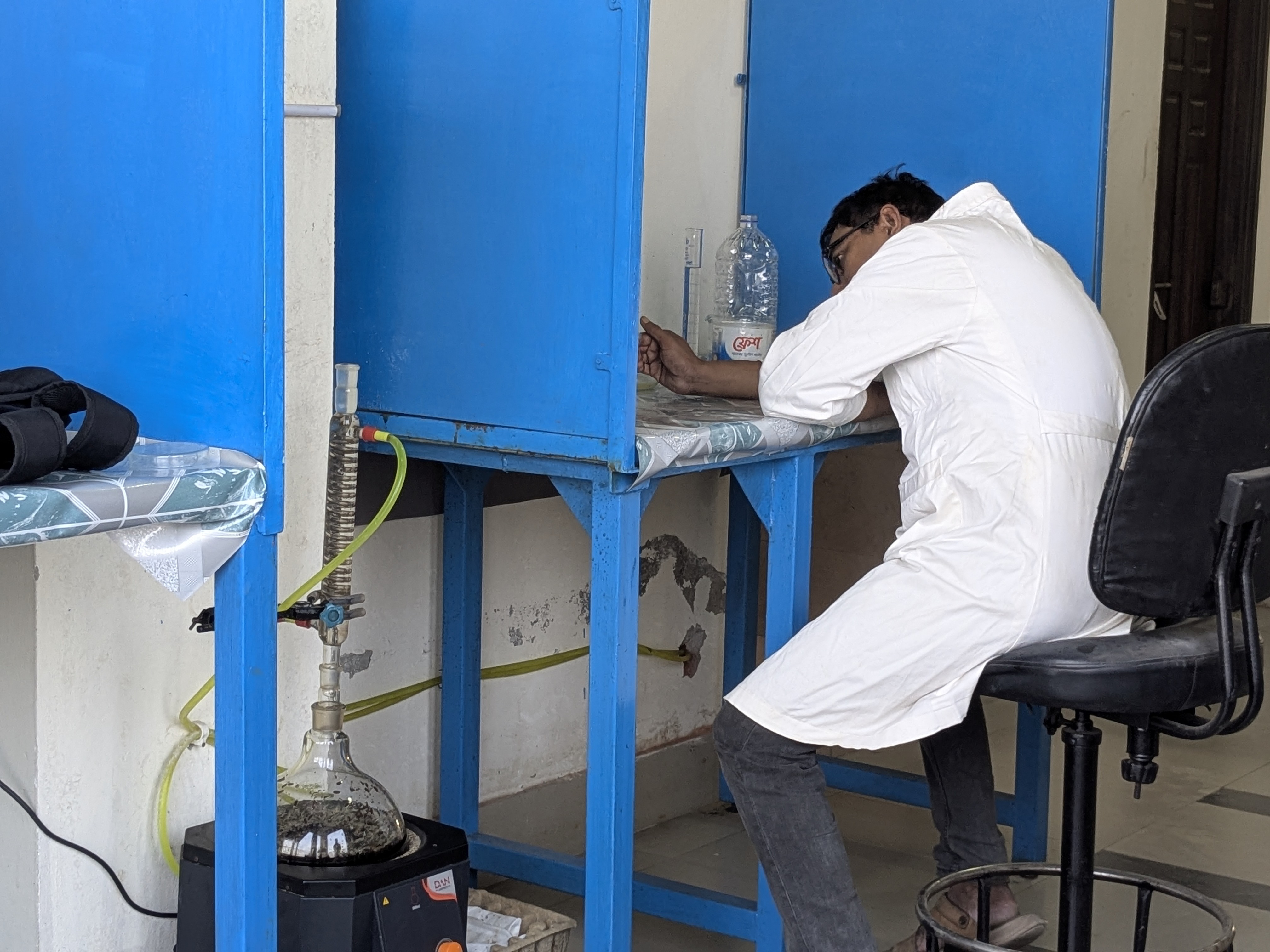 Catalyst synthesis workstations